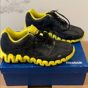 Redbox “Zigtech” shoe